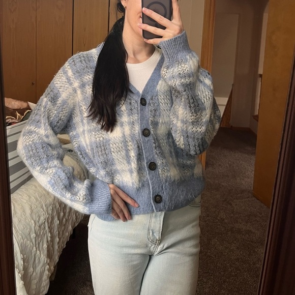 cupcakes & cashmere Sweaters - Cupcakes & Cashmere Plaid Cardigan Sweater